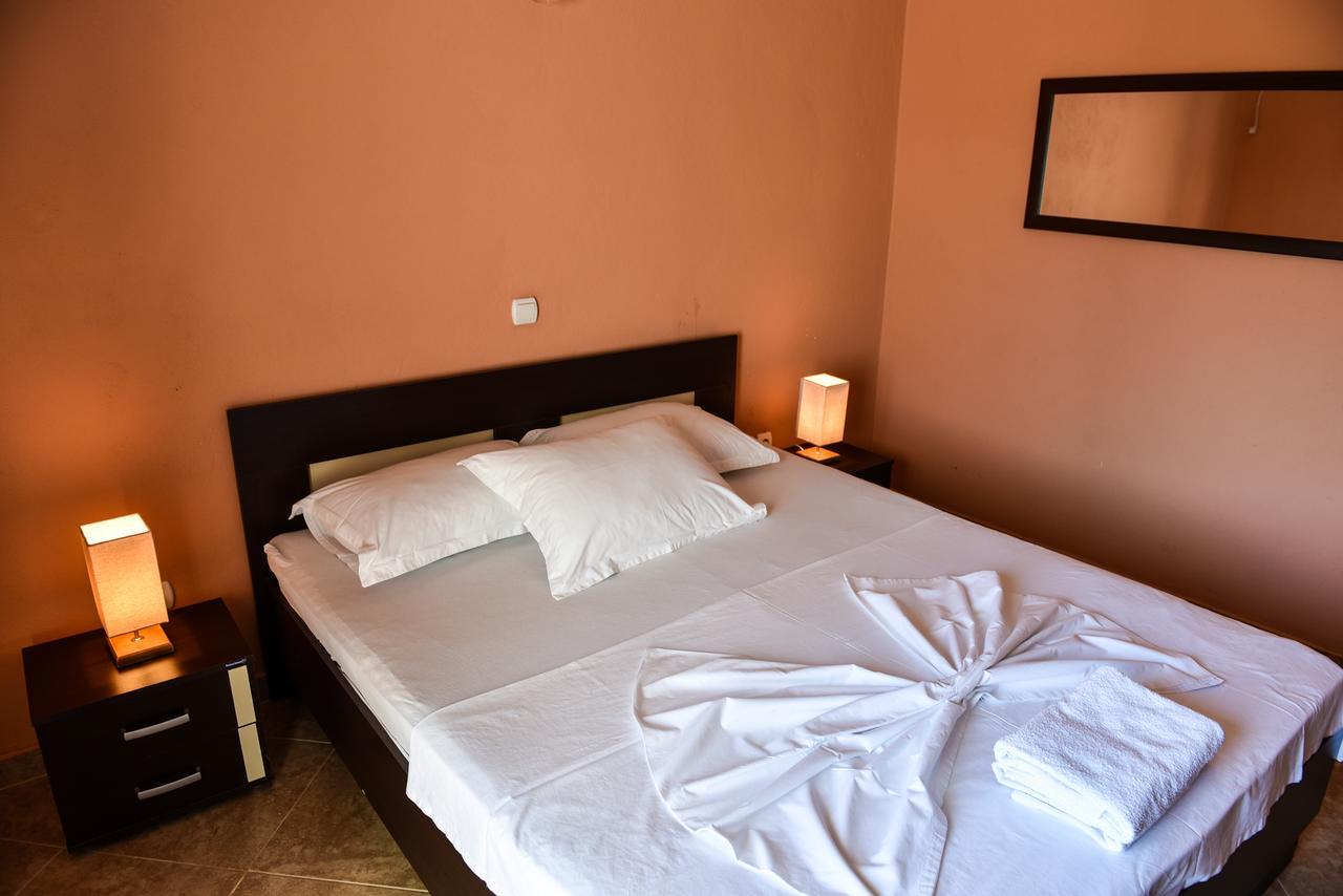 Sunrise House Apartments Ulcinj Exterior photo