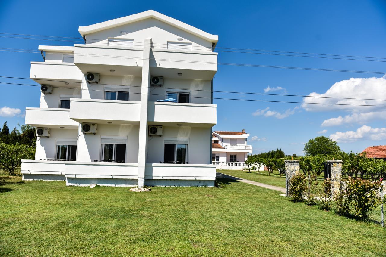 Sunrise House Apartments Ulcinj Exterior photo